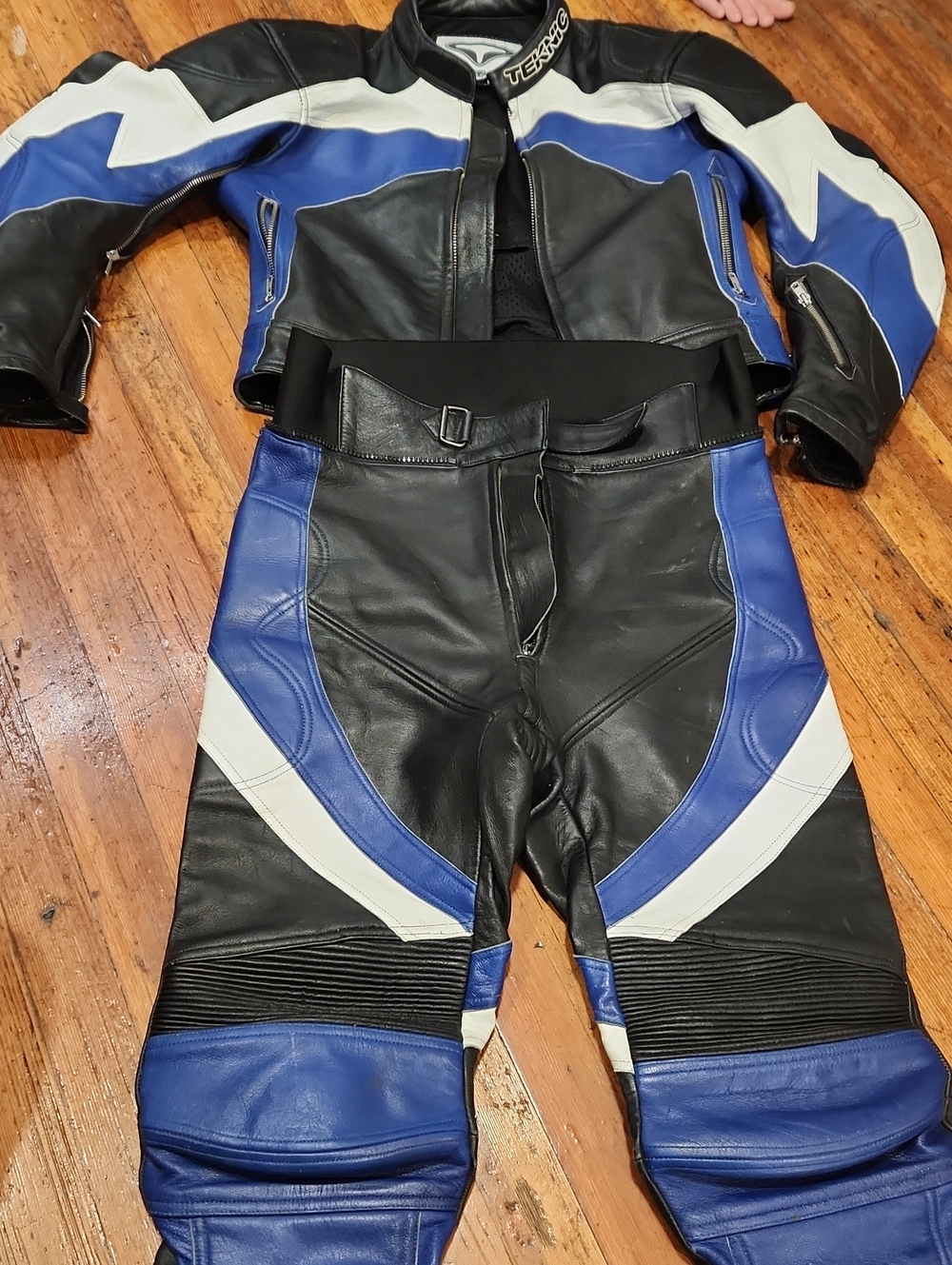Vintage  Leather Performance Motorcycle Racing Jacket and Pants Set